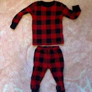 9 month Carter 2 piece PJs WORN ONCE